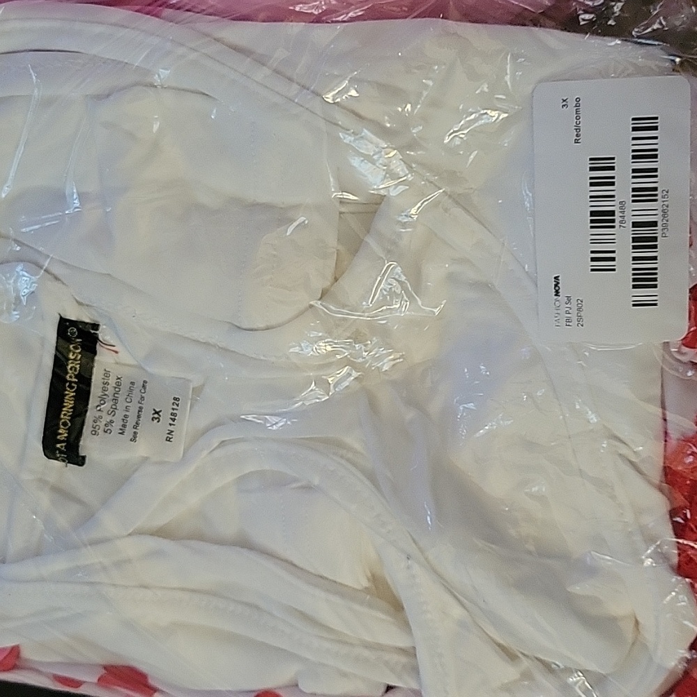 Womens PJs soft and very stretchy - Picture 2 of 2